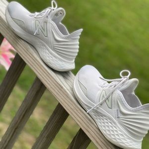 Womens new balance sneakers